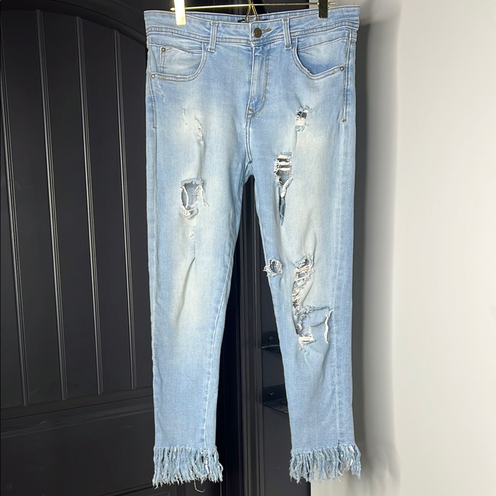 Zara Blue Ankle Cropped Jeans with Distressed Details